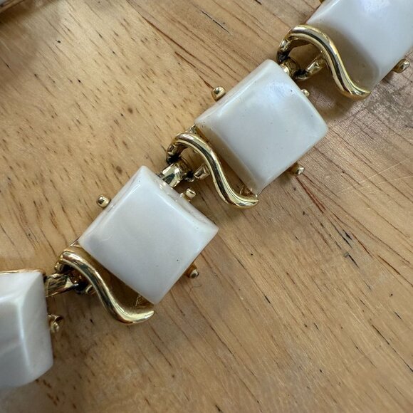 Vintage Coro Gold-Tone Link Necklace With White Thermoset Square Tiles Mid-Centu - Picture 15 of 16